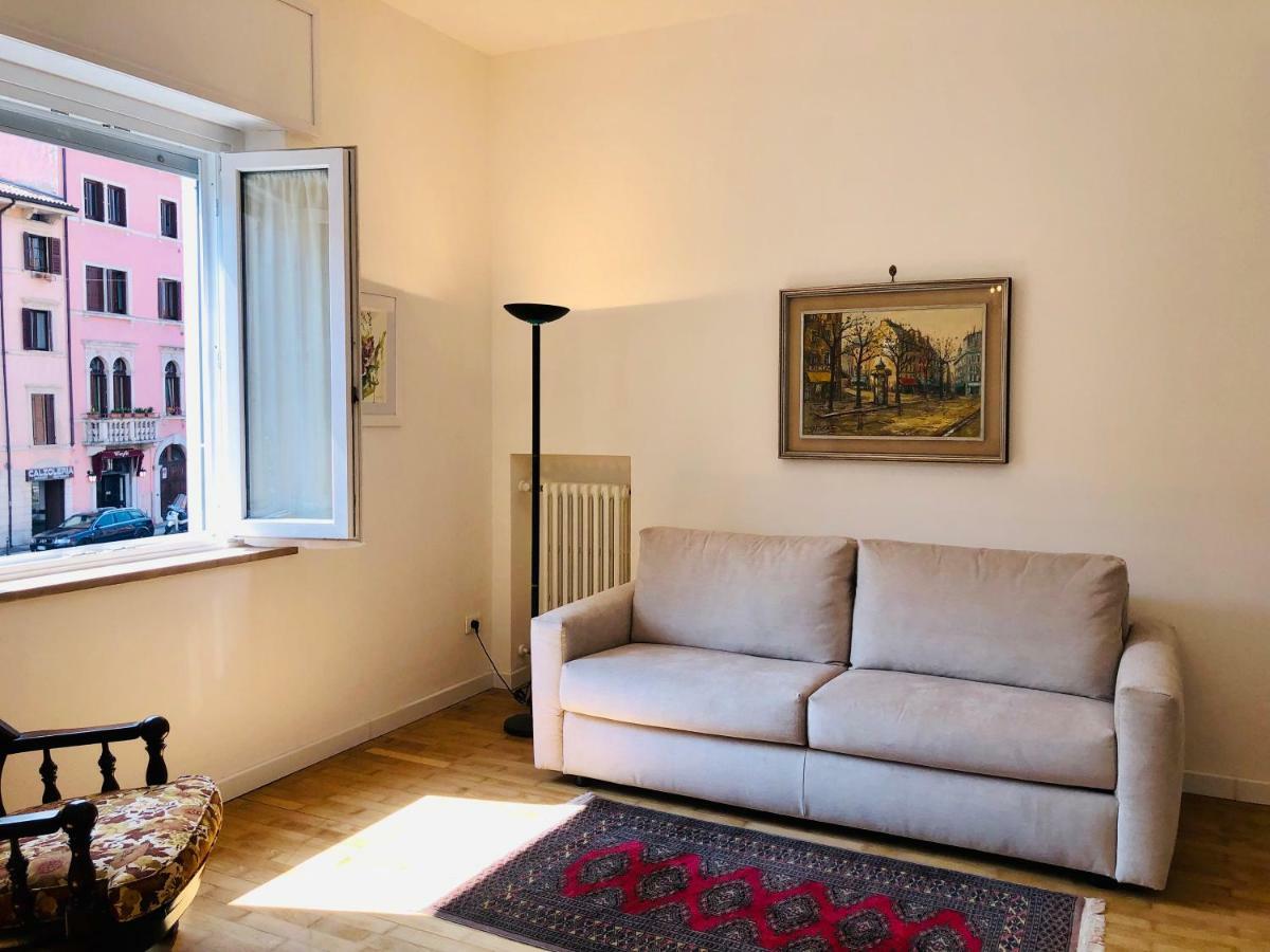 Appartamento Portapalio40 Con Parcheggio Βερόνα Εξωτερικό φωτογραφία